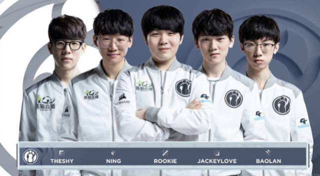 巴塞罗那的 巴塞罗那的