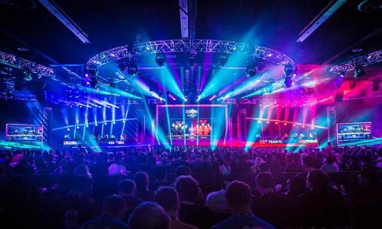 一整个赛季 一整个赛季