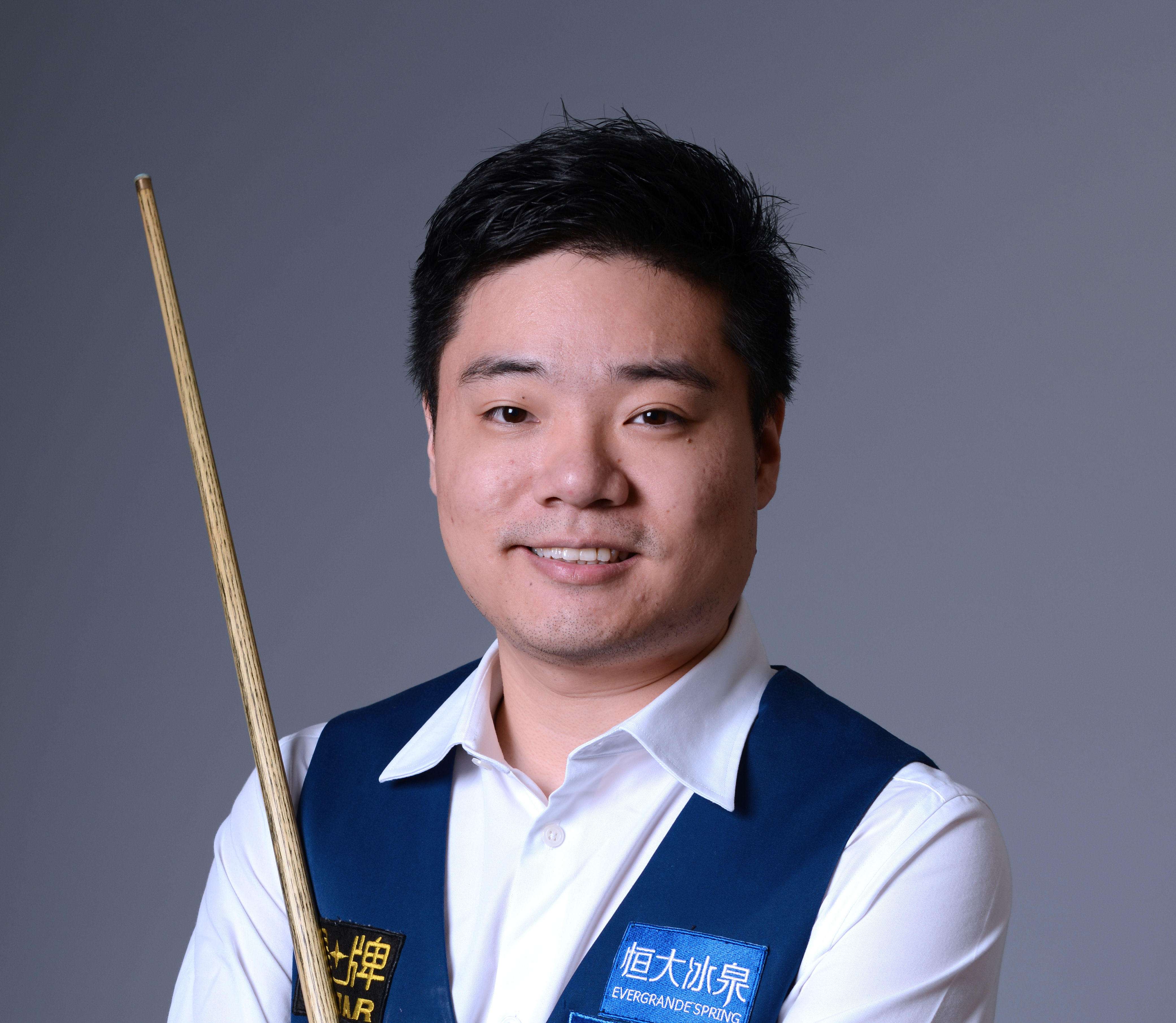 超赛场上 超赛场上